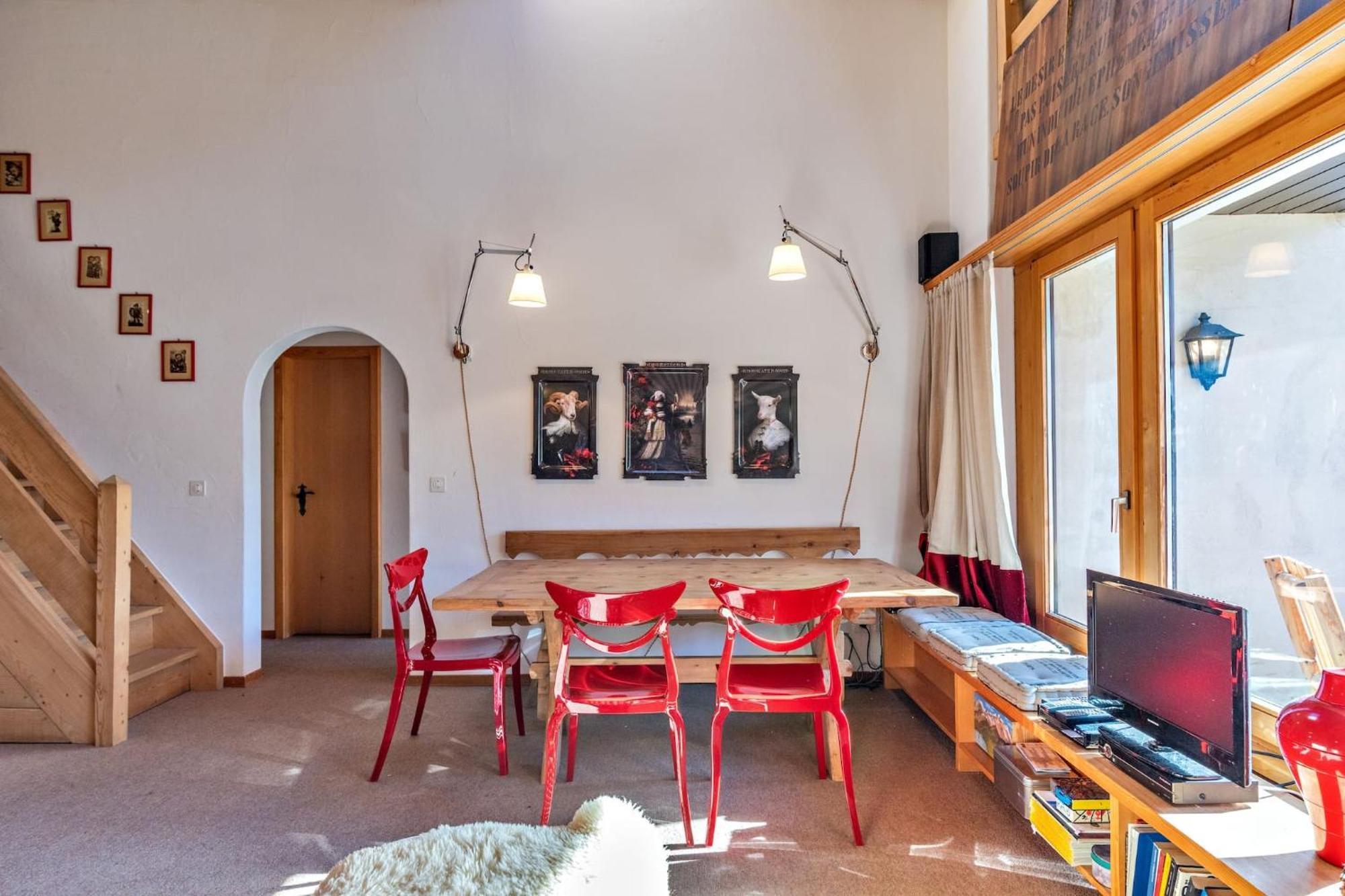 Chesa Panorama B - La Punt Apartment Luaran gambar